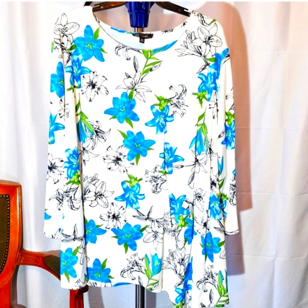DG2 3X tunic top.